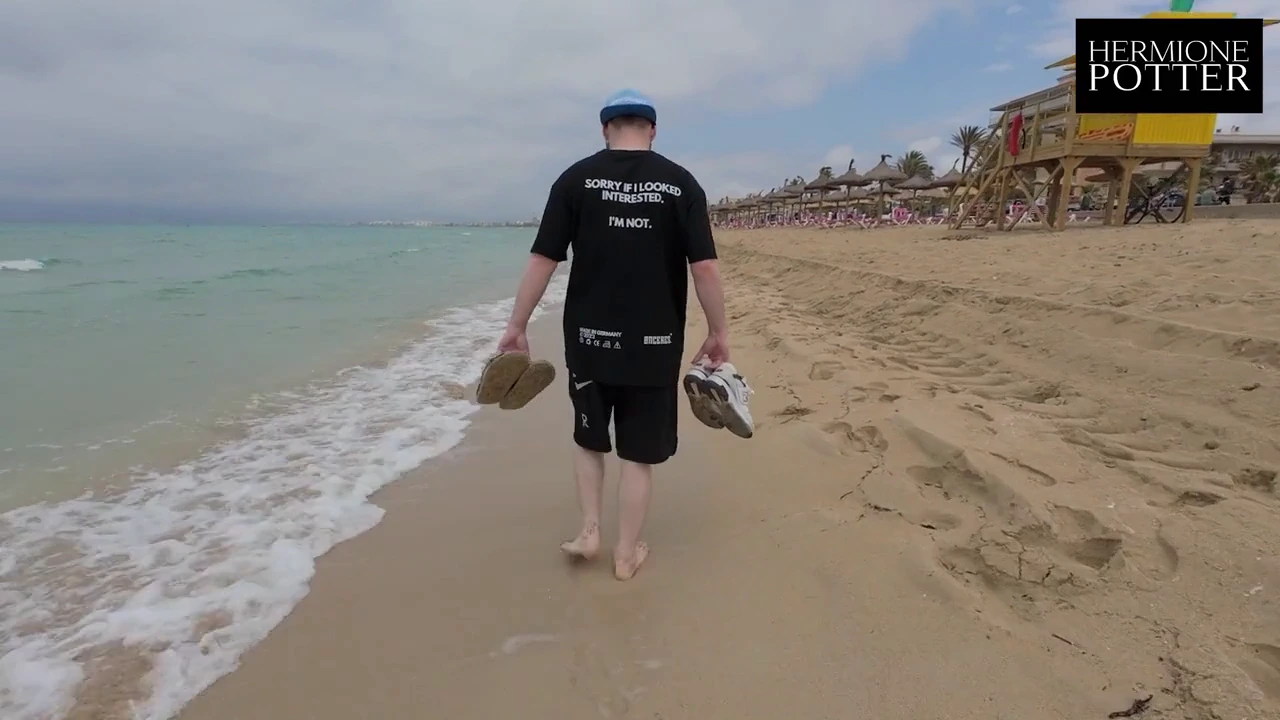 A German man has sex with me in El Arenal, Mallorca. A chambermaid comes in and does not stop him from continuing to have sex with me. Vlog. porn video